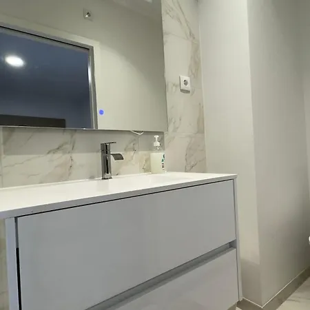 Casa De Baixo Loureiro (Porto)