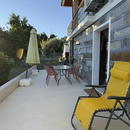 Casa Loureiro De Baixo *