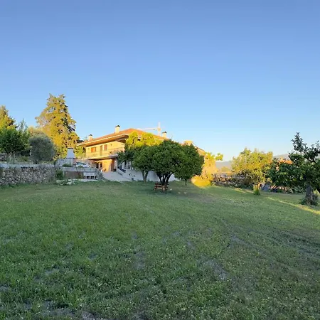 Casa Loureiro De Baixo *