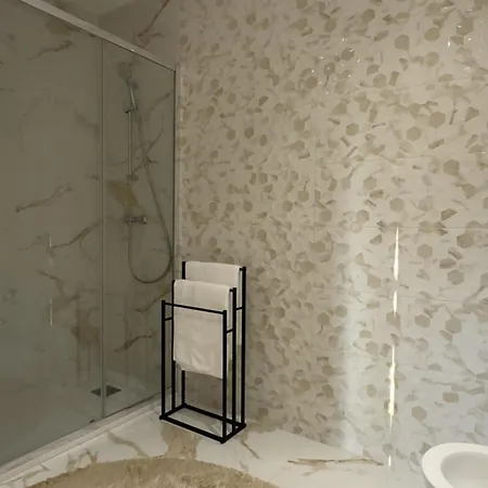 Casa De Baixo Loureiro (Porto)