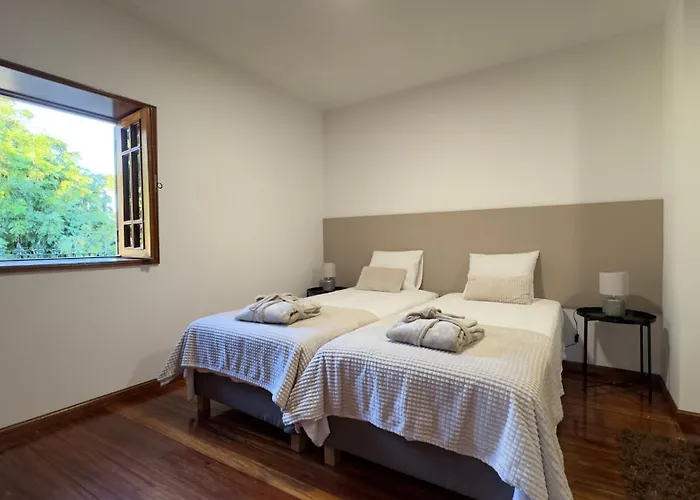 Casa De Baixo Loureiro (Porto)