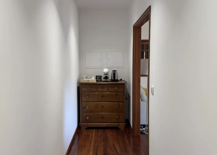 Casa De Baixo * Loureiro (Porto)